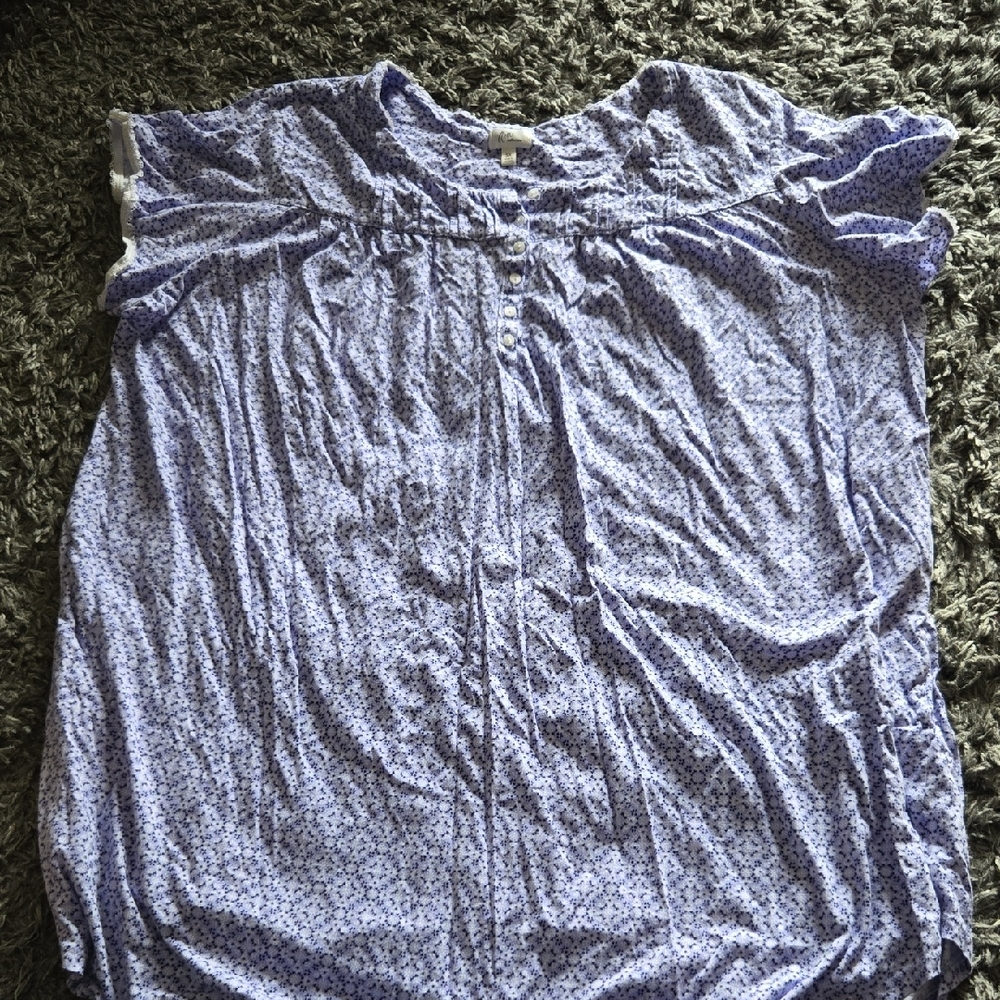 Women's Blue Floral Sleepwear Top